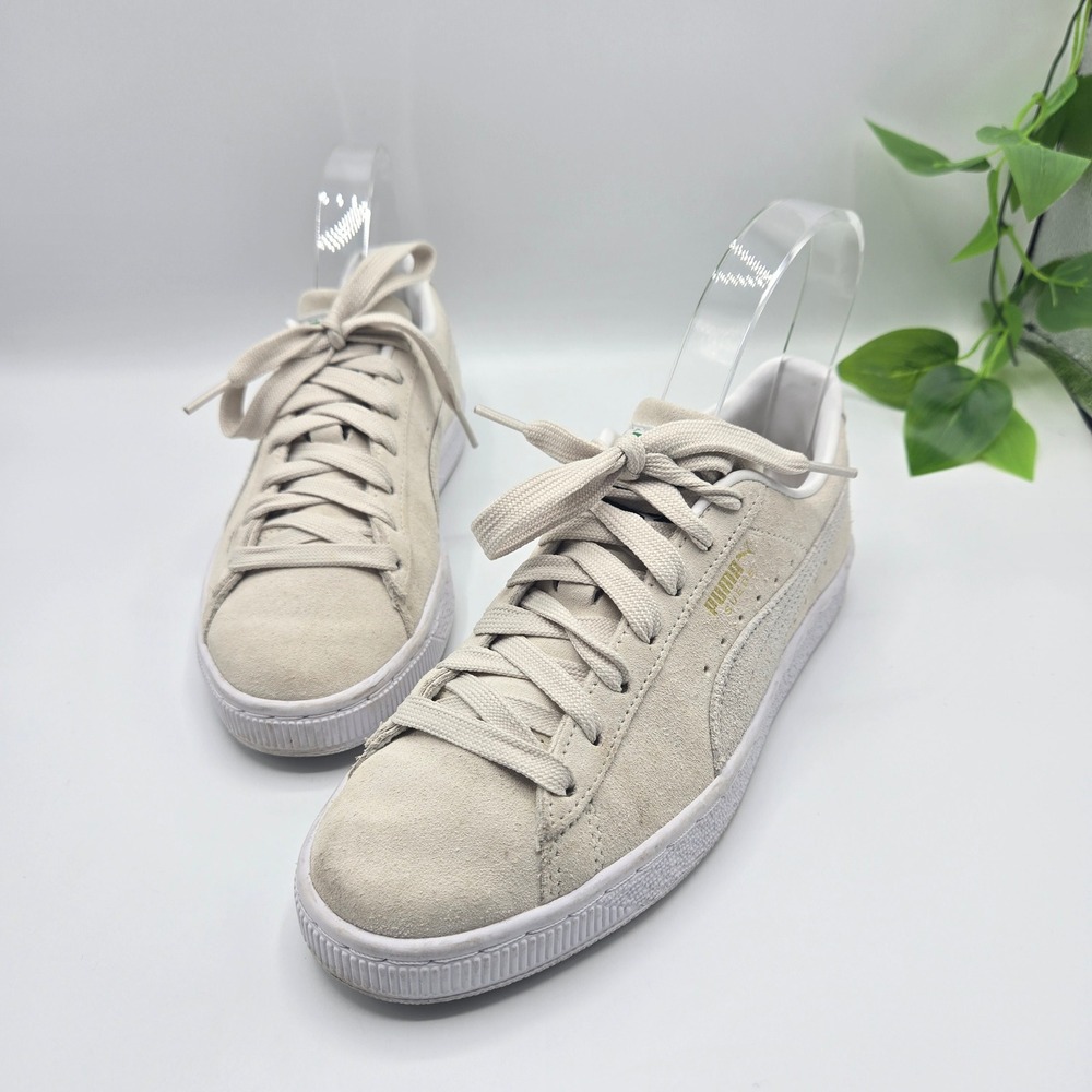Puma Suede Classic Sneakers in Cream Low Top 381410-10 Size 7.5 Neutral Casual
